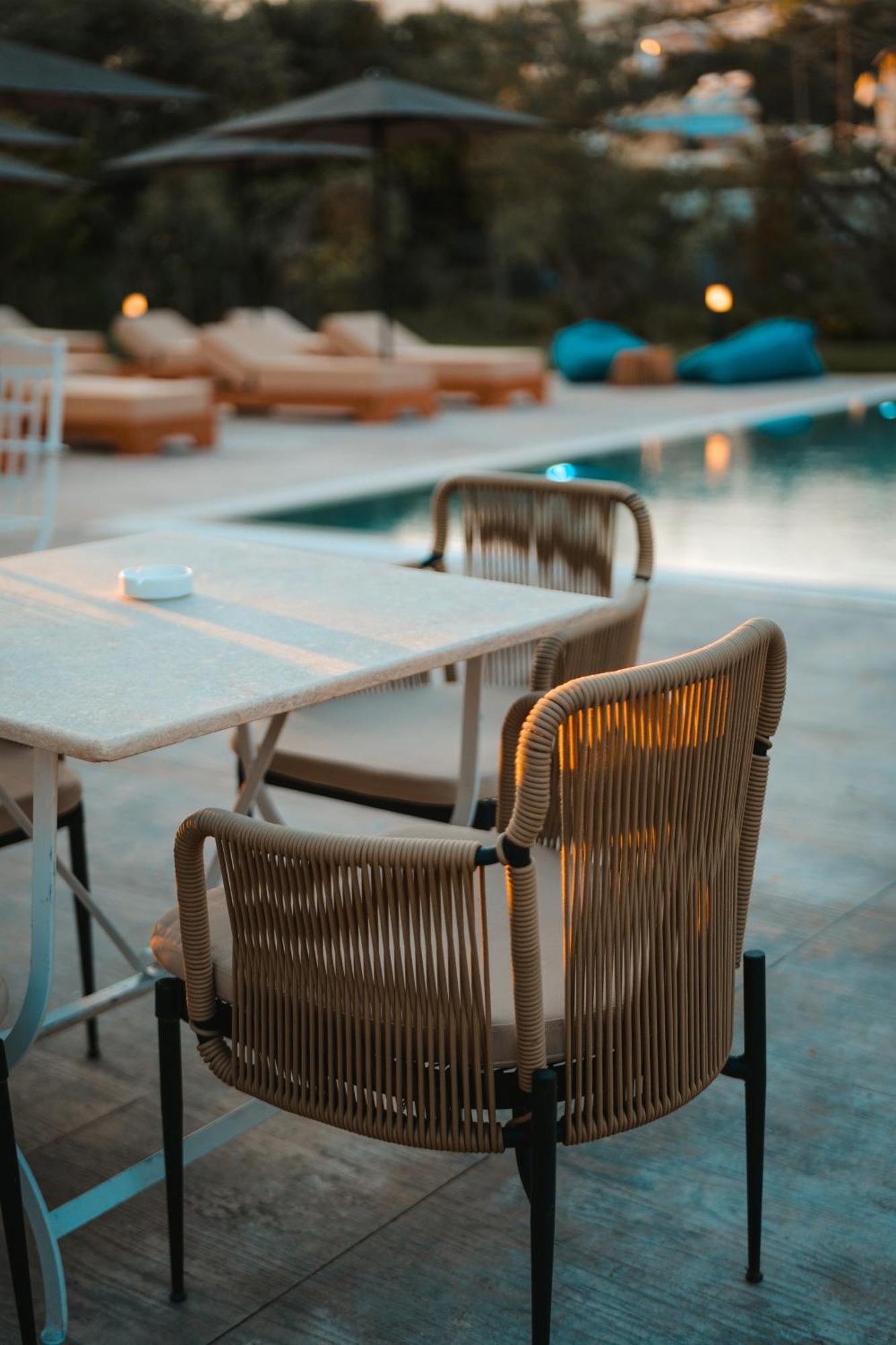 The Blue Wave Hotel Химара Экстерьер фото